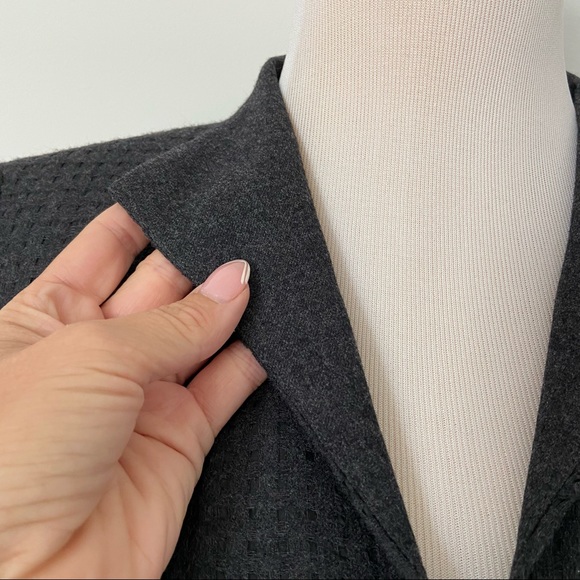 AKRIS Perforated Wool Structured Zip Wool Jacket - Picture 2 of 8